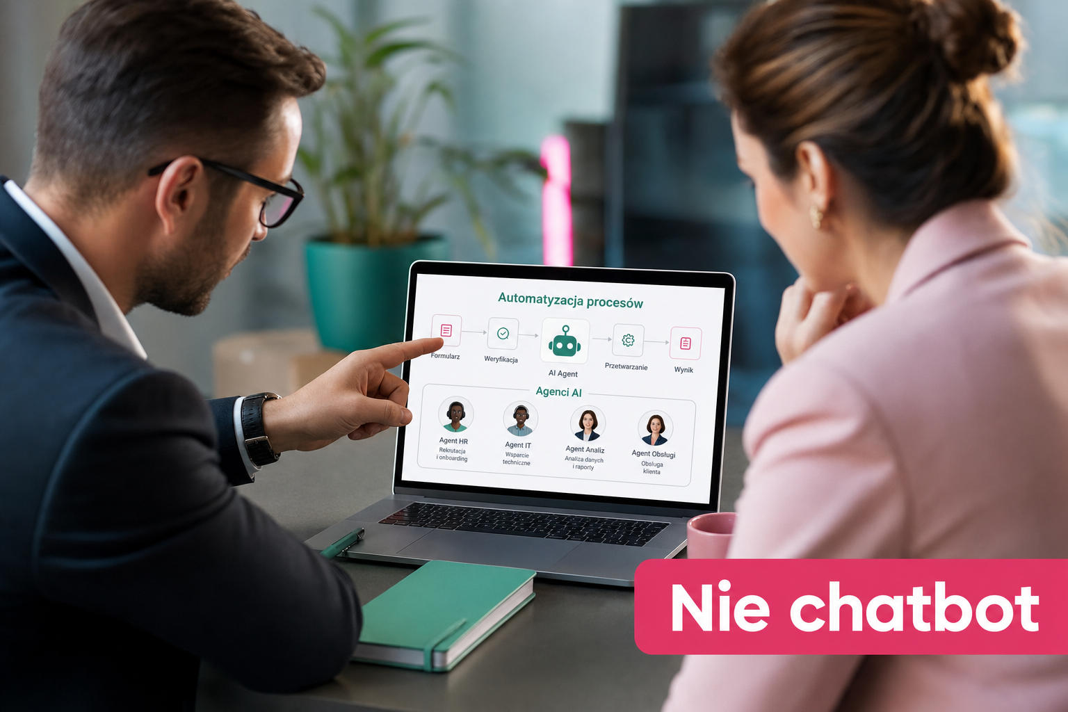 Zbliżenie na laptop z ikonami agentów AI, podpis: Nie chatbot
